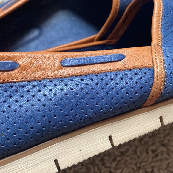 La Pinta Leather Slip Ons - Picture 8 of 13